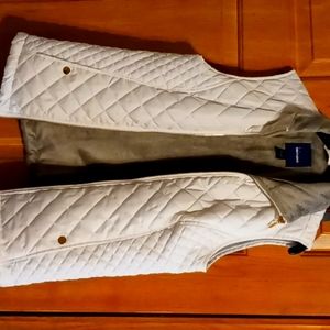 white fur vest size small